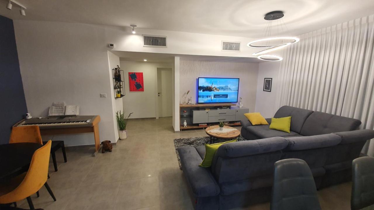 Tami Rooms Nahariya Exterior foto